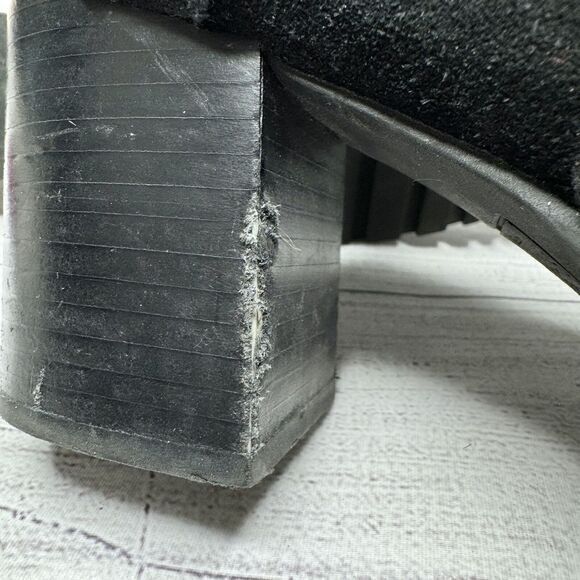 Blondo Women's 9.5 Black Suede Waterproof Ankle Boots Block Heel Side Zip FLAW - Picture 11 of 11